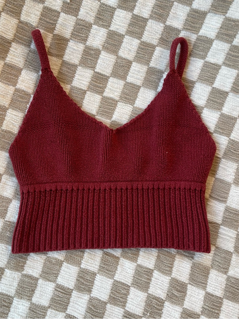 Pins and Needles Women’s Ribbed Knit Cropped Tank Top - Burgundy